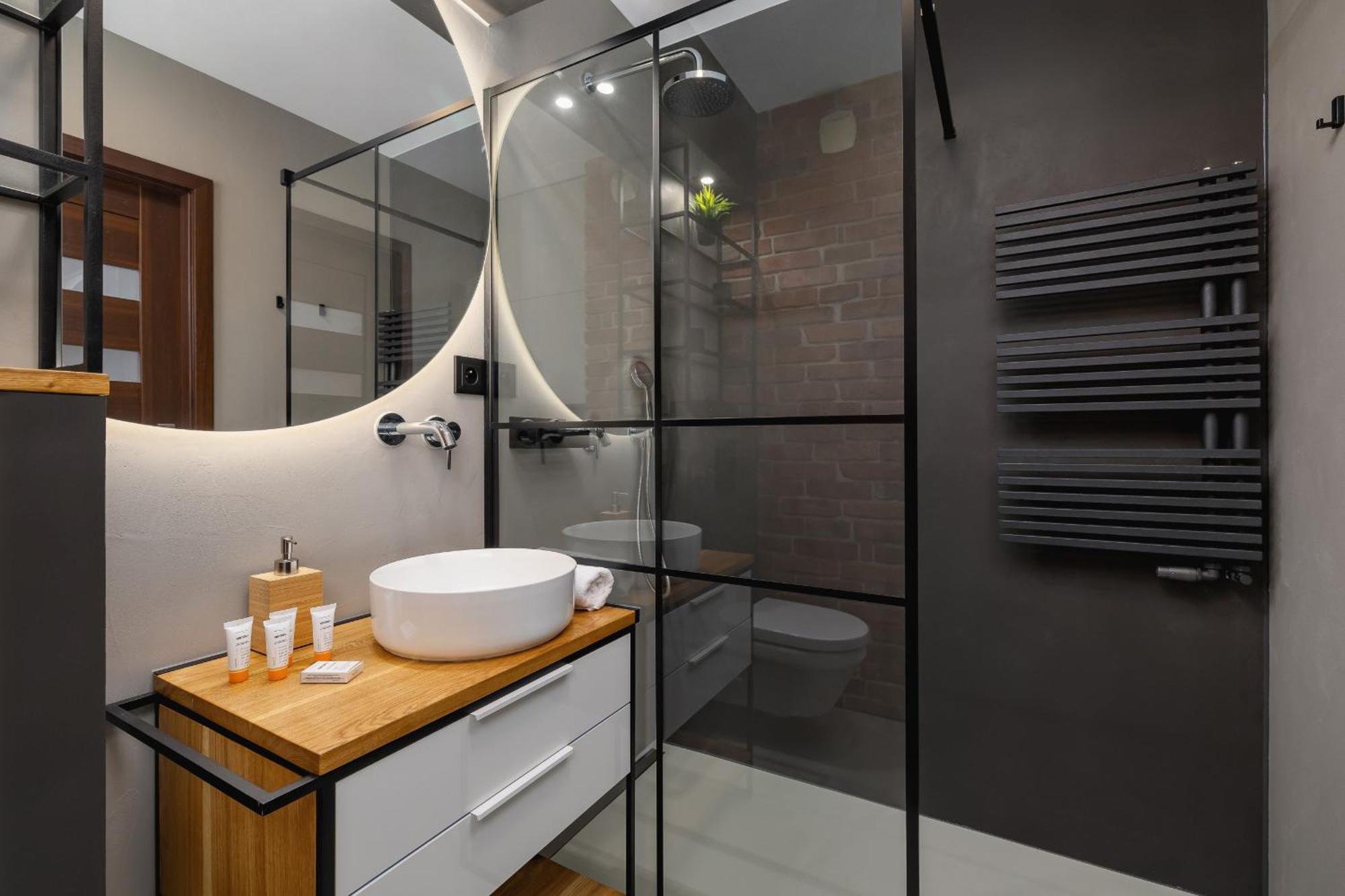 Near Expo Cracow Elegant By Renters Appartement *